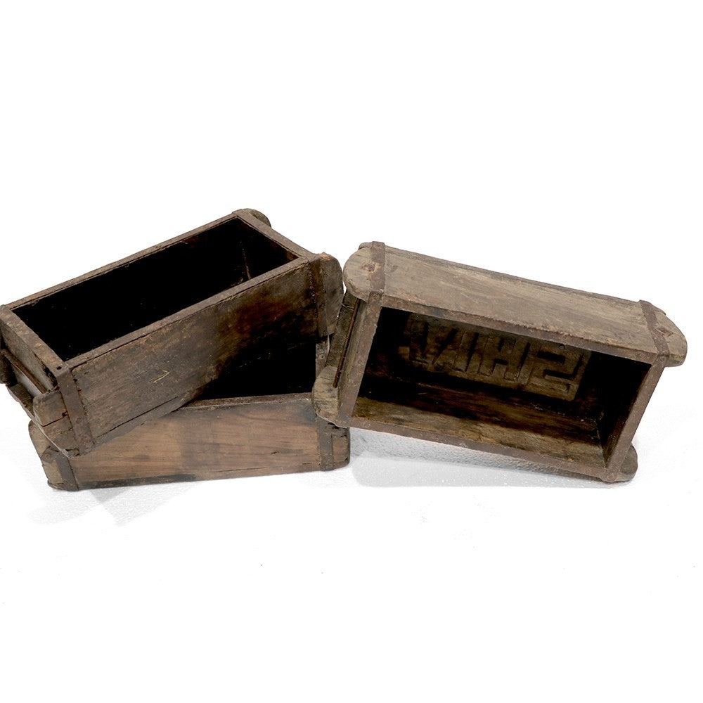 Original Brick Molds  Open