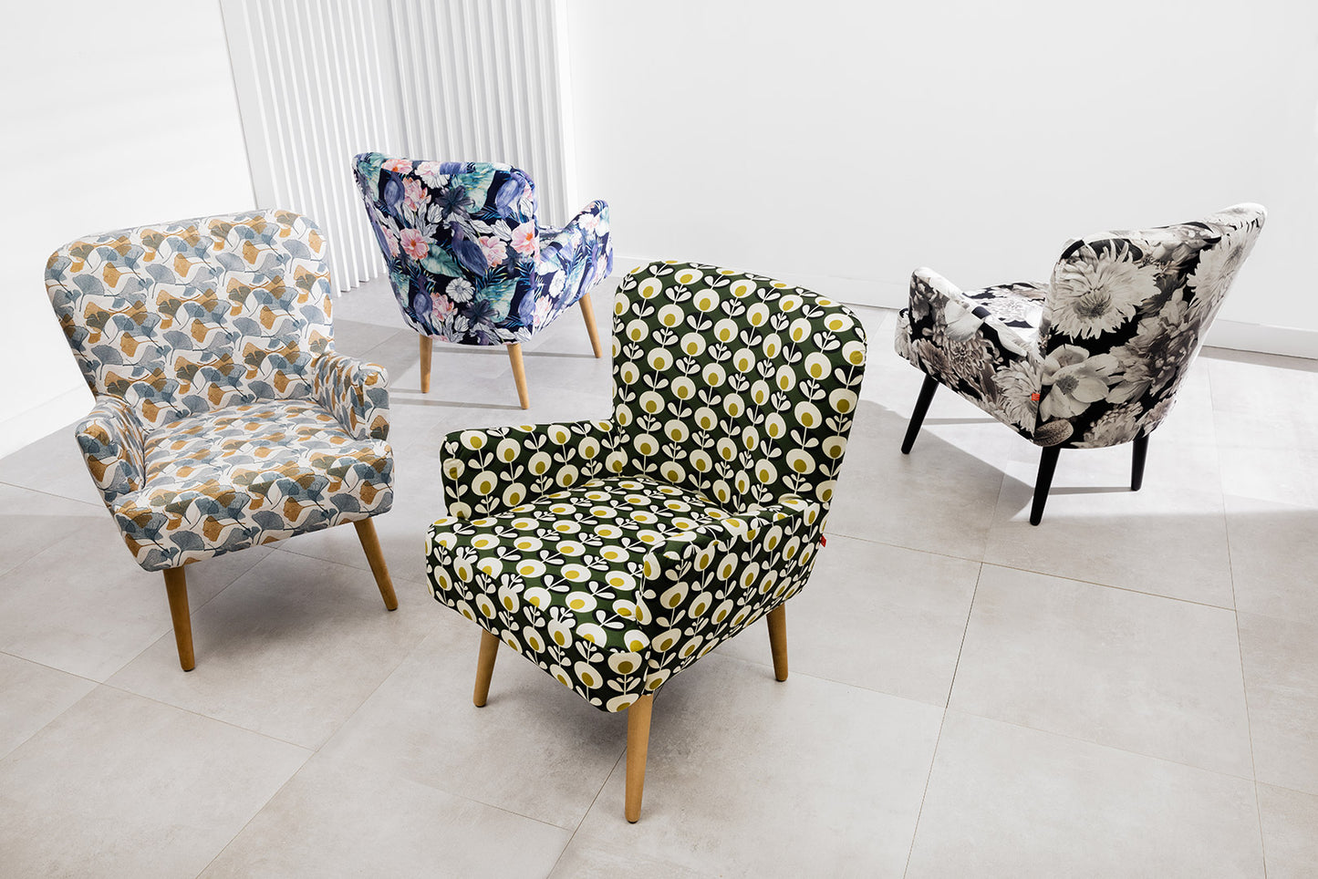 Noja velvet Arm Chair Prismo Print