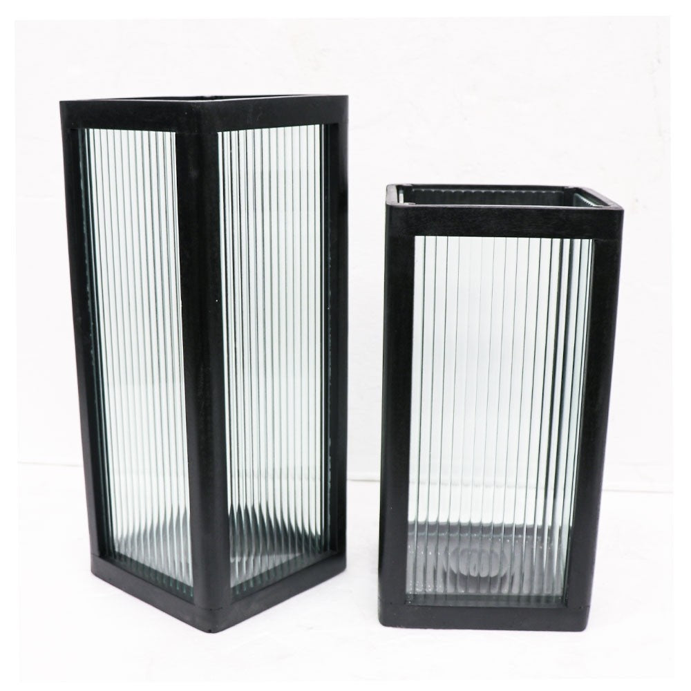 Tate Small Reeded Glass Huricane Lamp - Black