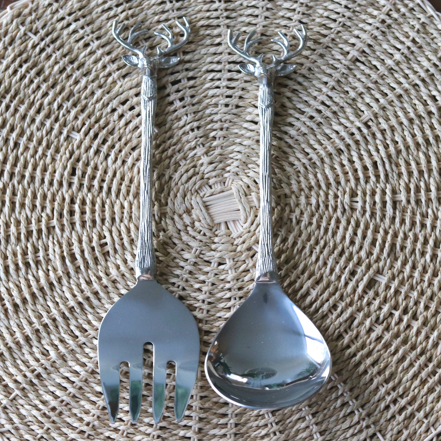 Elk Salad Servers